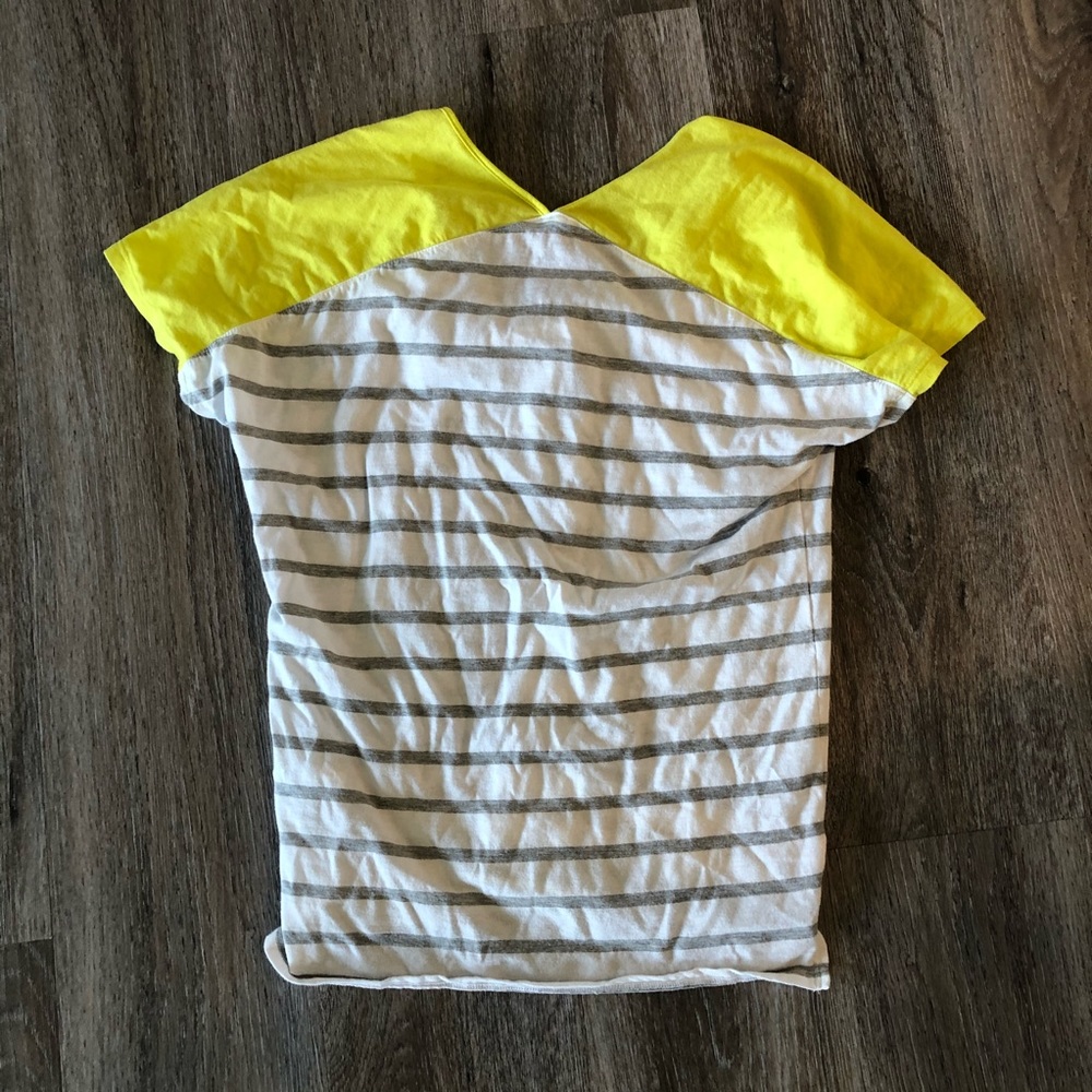 GAP top - Picture 3 of 3
